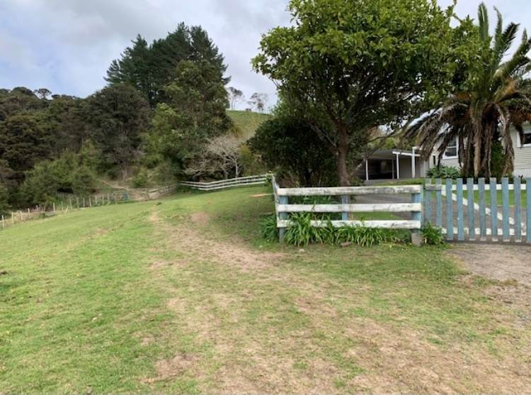 55 Grassmere Road, Henderson Valley, Auckland - Waitakere, 4 Schlafzimmer, 0 Badezimmer