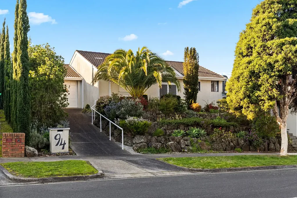 Doncaster East 2 Slaapkamer Single Storey Gem on 394sqm of Land