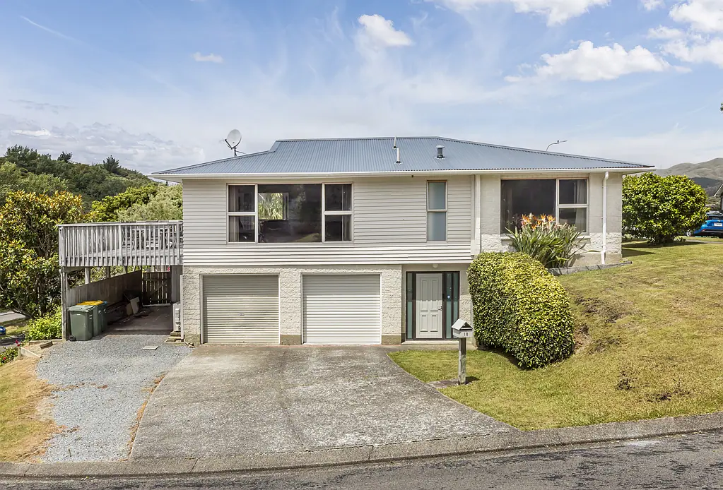 10 Capstan Lane, Whitby, Porirua City, Wellington