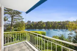 2/6 Rose Crescent, Mosman