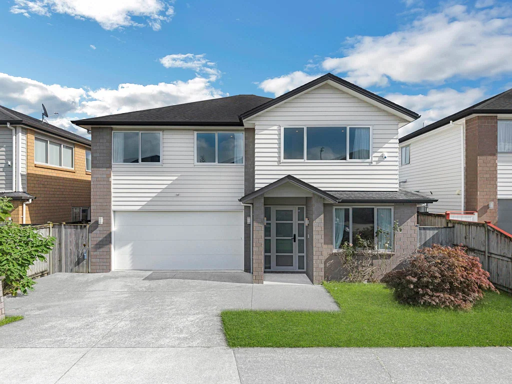 5 Moville Drive, Flat Bush, Manukau City