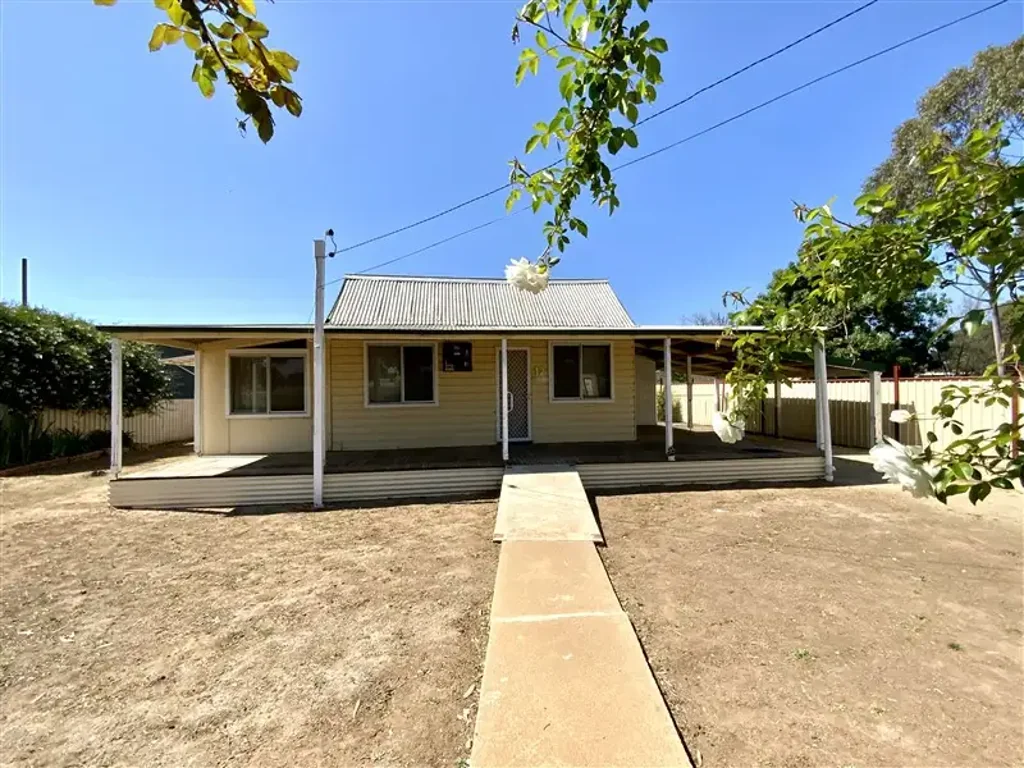 12 Thelma Street, Forbes, NSW 2871
