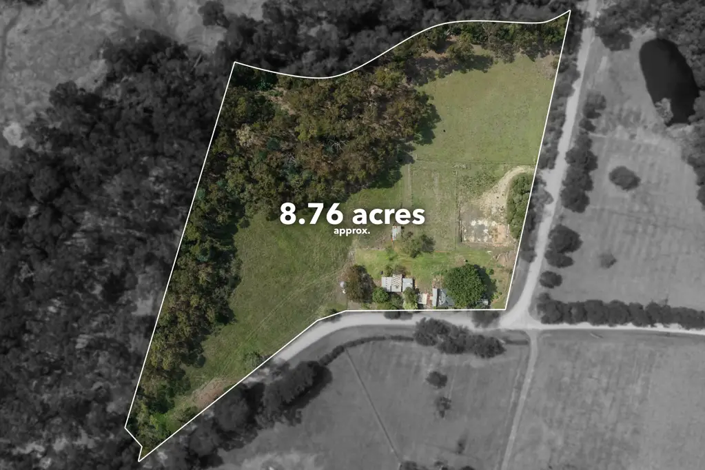 Pakenham 4 Bedroom Serene 8 Acres (approx.) Ideal for Hobby Farm Enthusiast