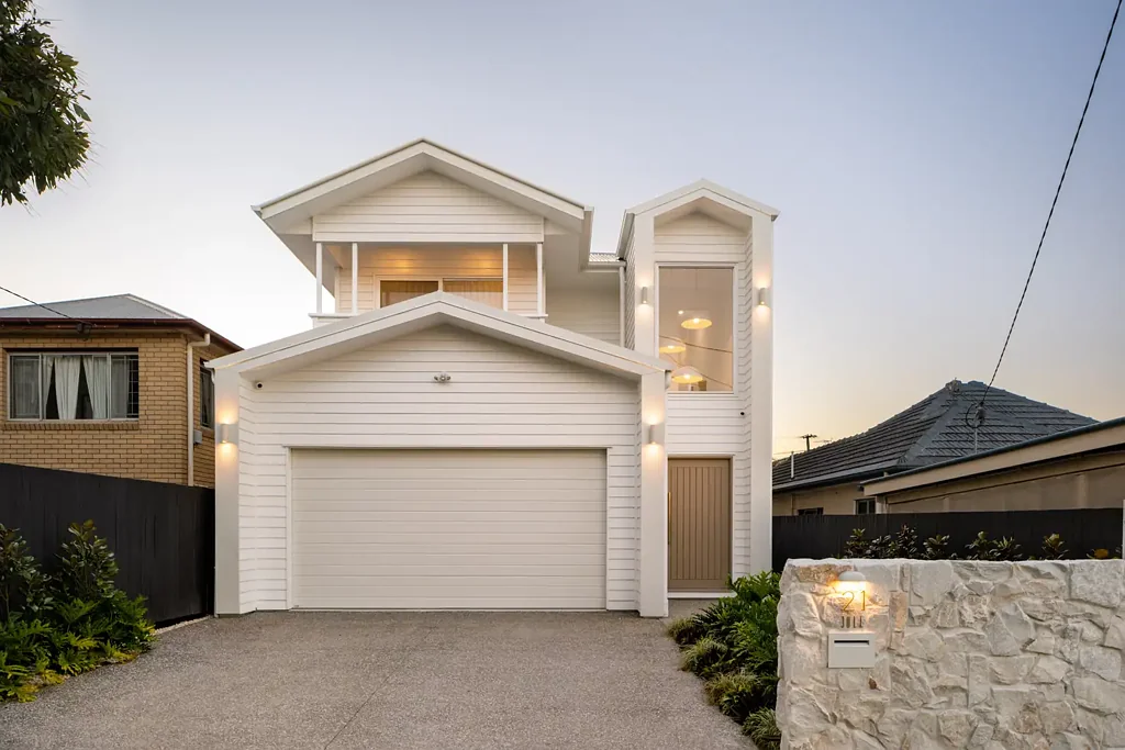 Geebung 4બેડરૂમ Remastered Luxury Home With Walkable Lifestyle Appeal