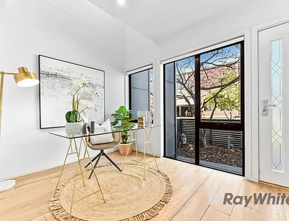 7/1A King George Parade, Dandenong, VIC 3175, 3房, 2浴, Townhouse