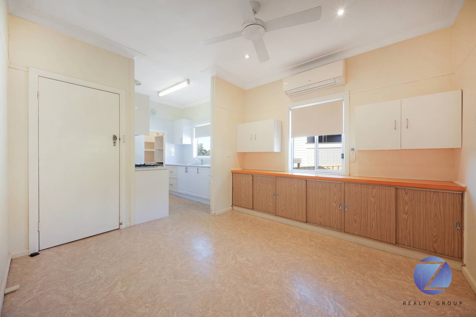 38 MURRANDAH AV, CAMDEN NSW 2570, 0房, 0浴, House