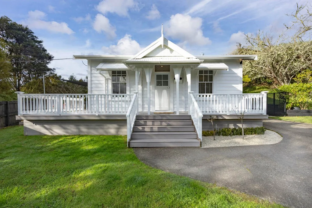 703 Huia Road, Parau, Waitakere City, Auckland