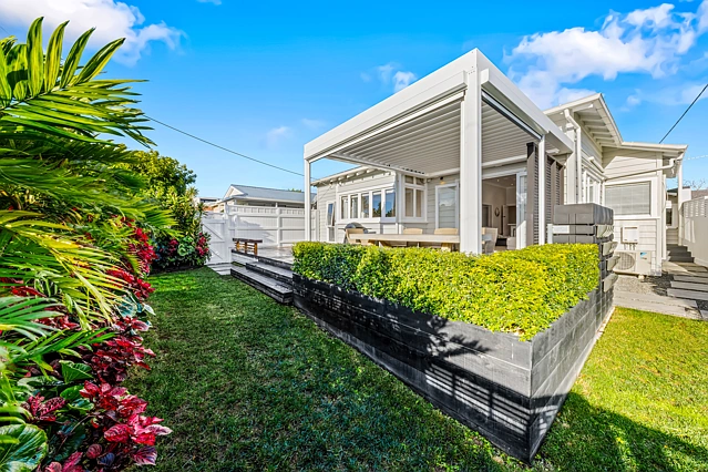 1/20 Corrella Road, Belmont, Belmont, North Shore City