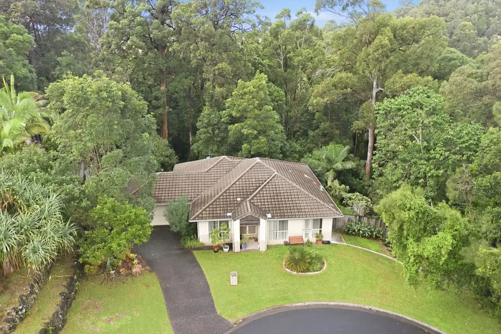 Private & Spacious family home
