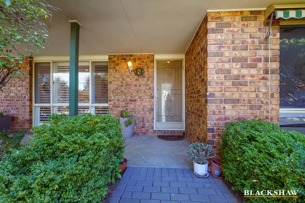 2 Mullens Place, Calwell, ACT 2905