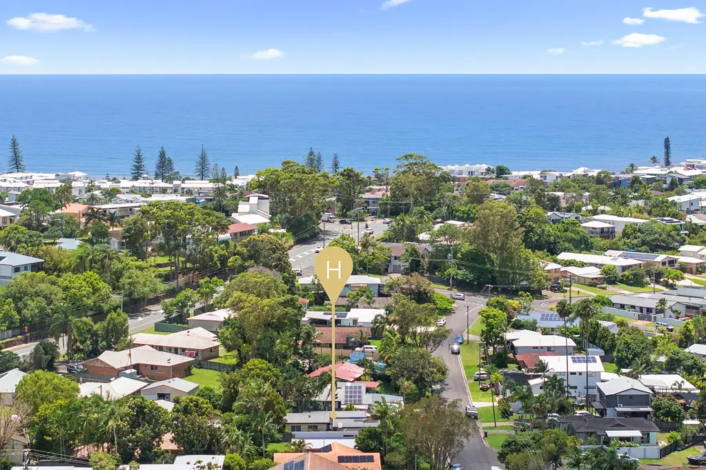 18 Poinciana Avenue, Mooloolaba, QLD 4557