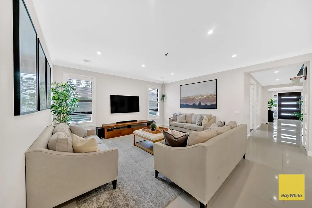 Truganina 5Zimmer Where Luxury Lives Forever - Modern Elegance Meets Family Comfort