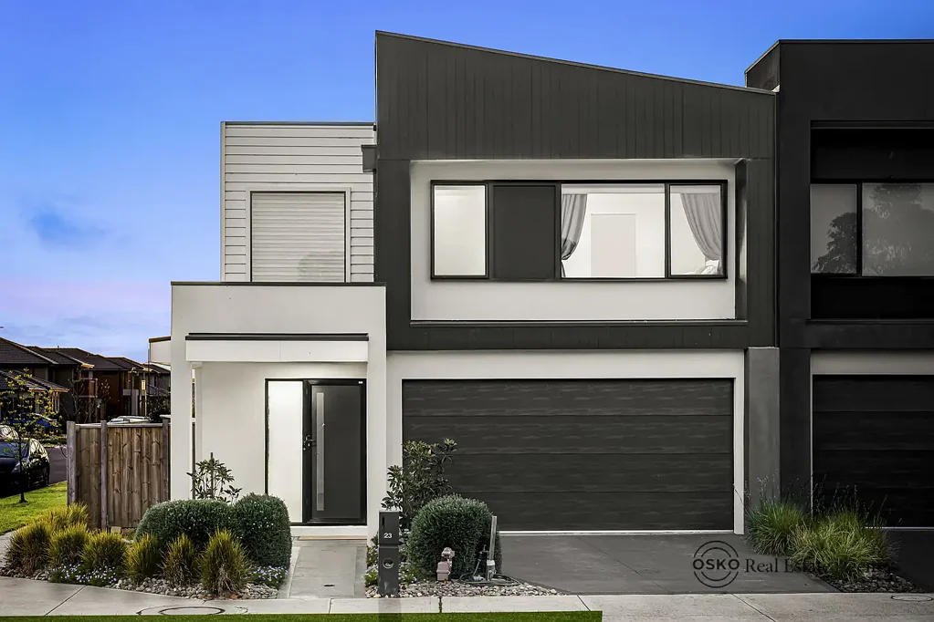 Deanside 3Kwarto East-Facing Double Storey Style in a Prime Deanside Setting