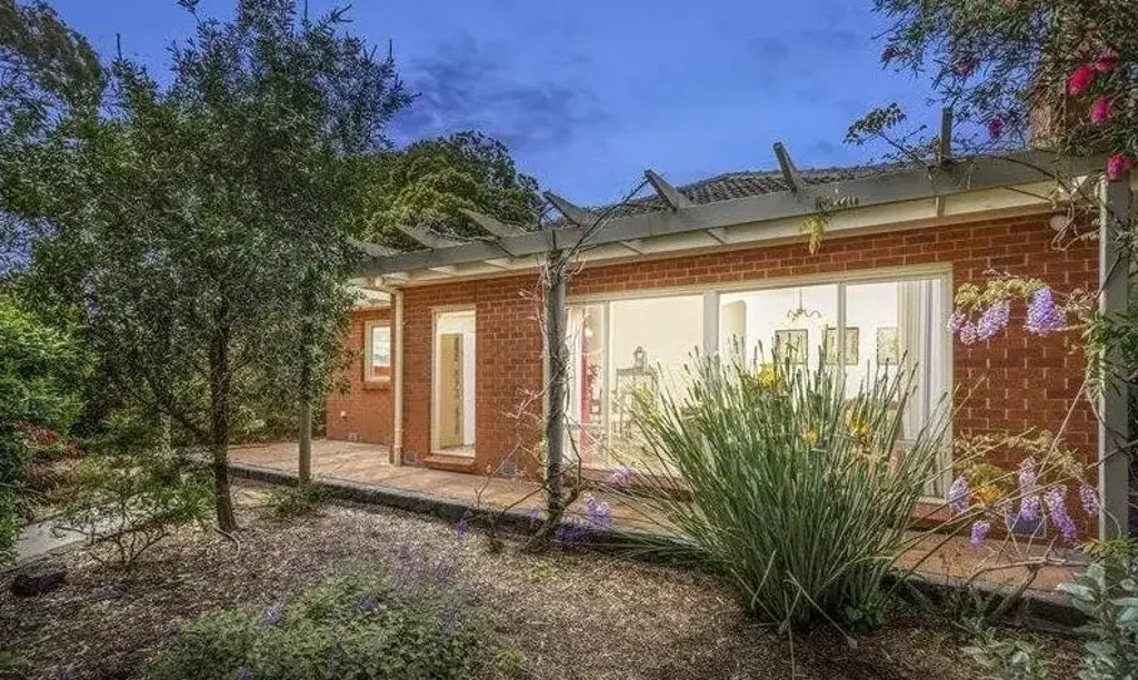 3-BEDROOM FAMILY HOME WITH A SPA