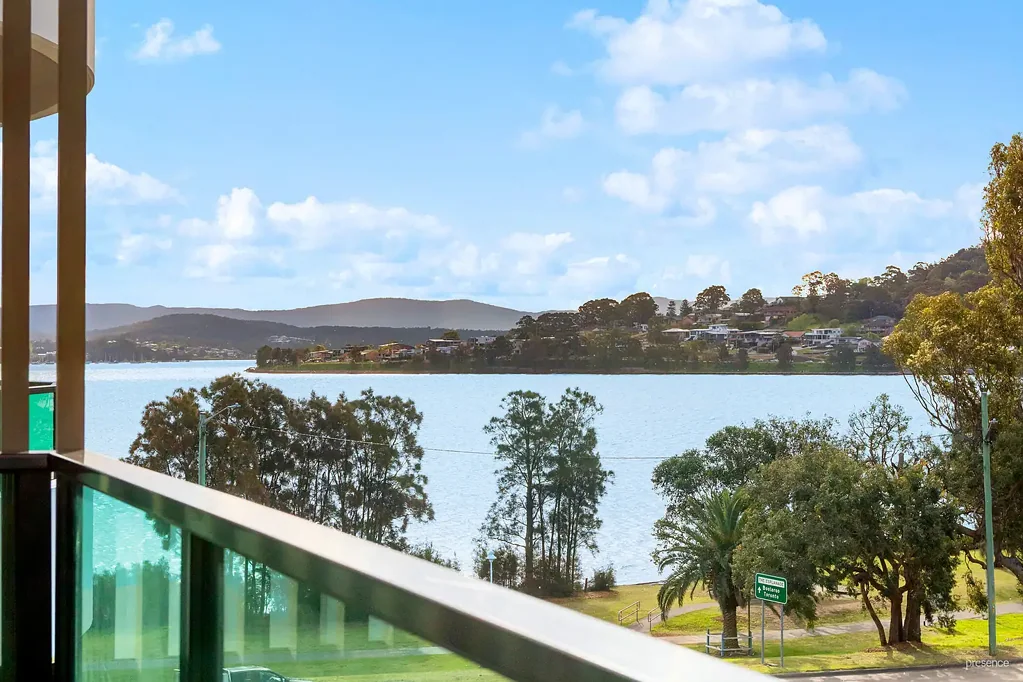 Warners Bay 2ਬੈੱਡਰੂਮ Live your best life! Generous living and entertaining in resort-style sanctuary