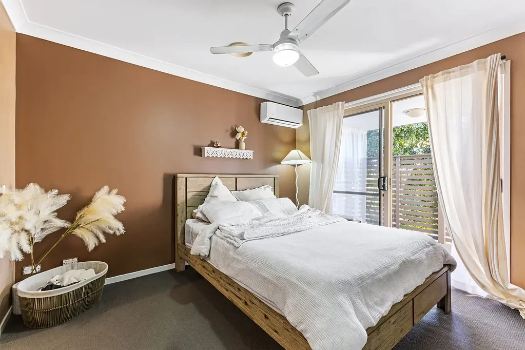 Kippa-Ring 3chambre Townhome in Gated Complex With a Yard