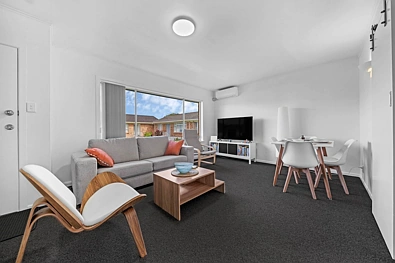 Mount Wellington 2房  Beautifully Renovated Brick Home