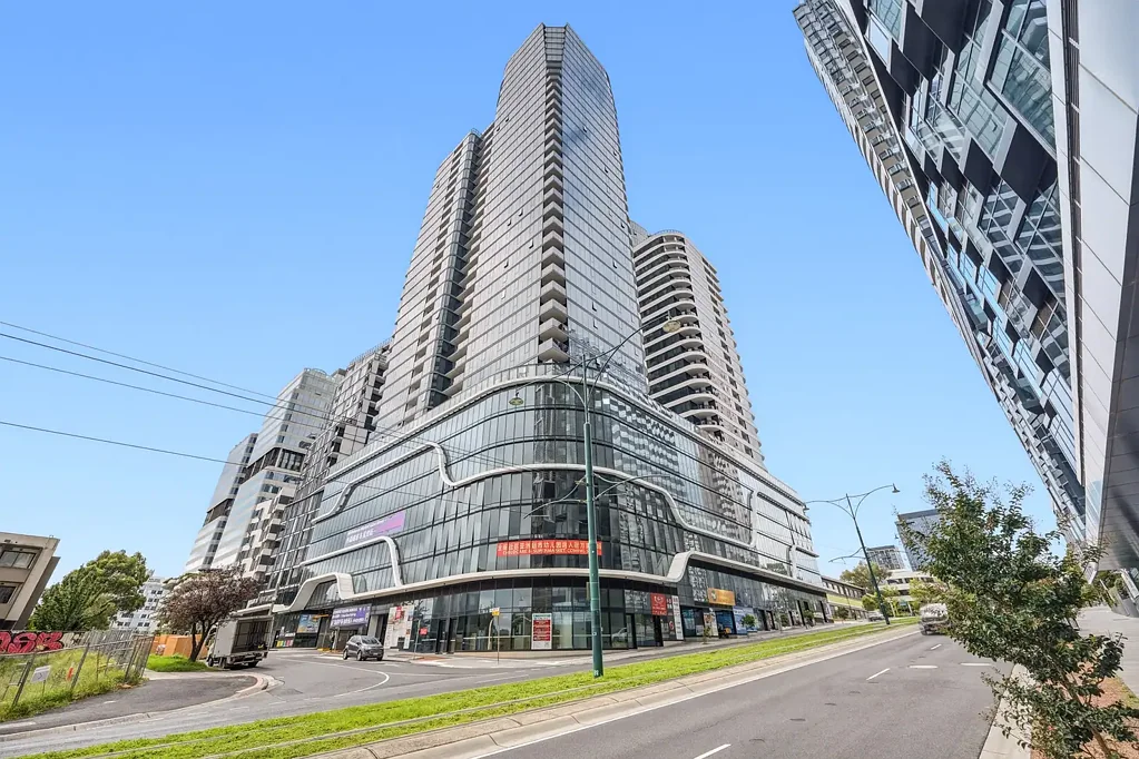 Box Hill 3房 Box Hill地标39层 450套住宅 无边泳池 Miele电器 高天花板 私人阳台 城市便利核心 Whitehorse Trio - Premium Box Hill Living
