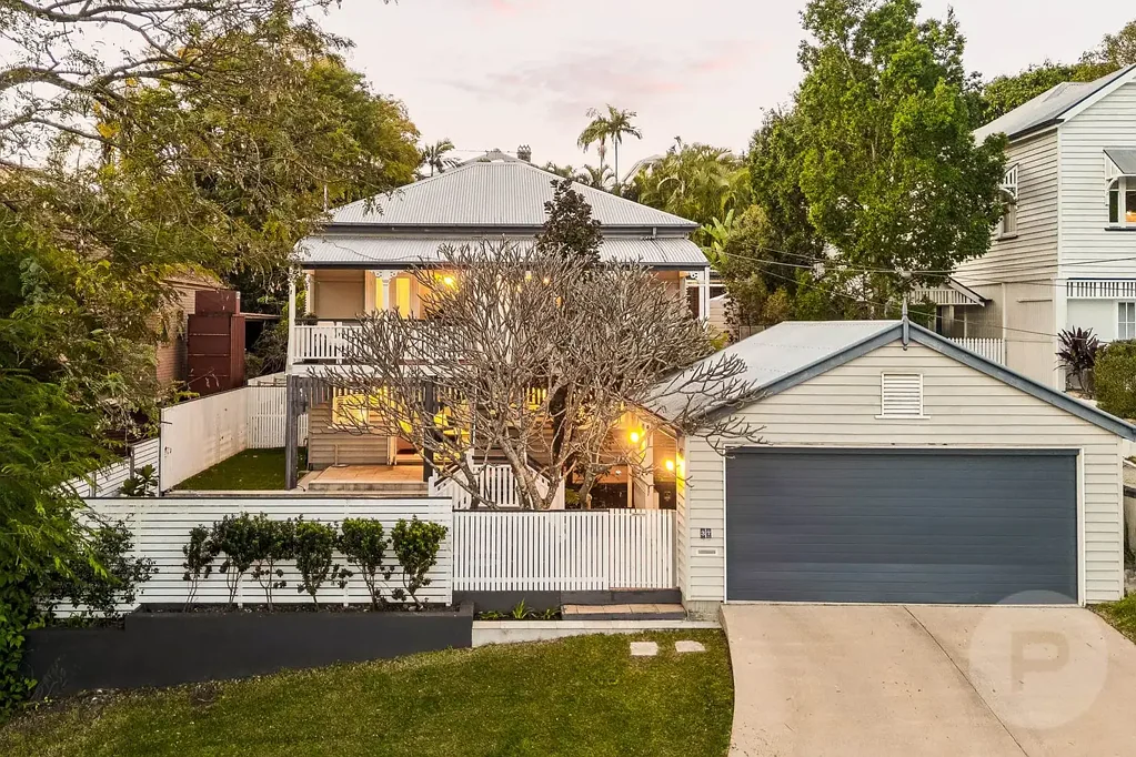 Paddington 4 Slaapkamer Exceptional Family Living