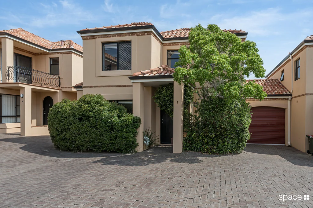 7/40 Brighton Road, Scarborough, WA 6019
