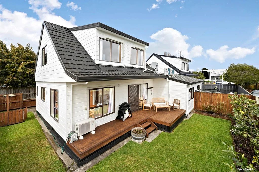 Manurewa 2Moenga Step into Effortless Comfort & Easy Living