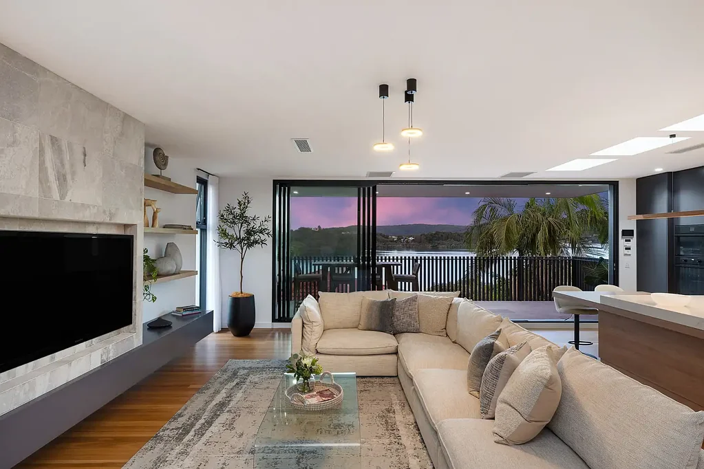 137a Albany Street, Point Frederick, NSW 2250