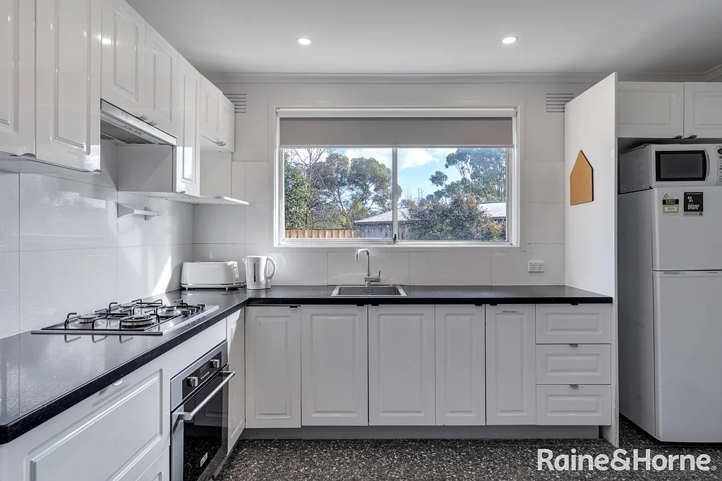 42 Racecourse Road, Riddells Creek, VIC 3431