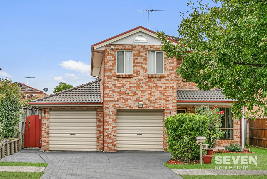 Comfortable Family Living in a Prime Glenwood Location