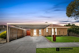 31 Fenfield Street, Cranbourne