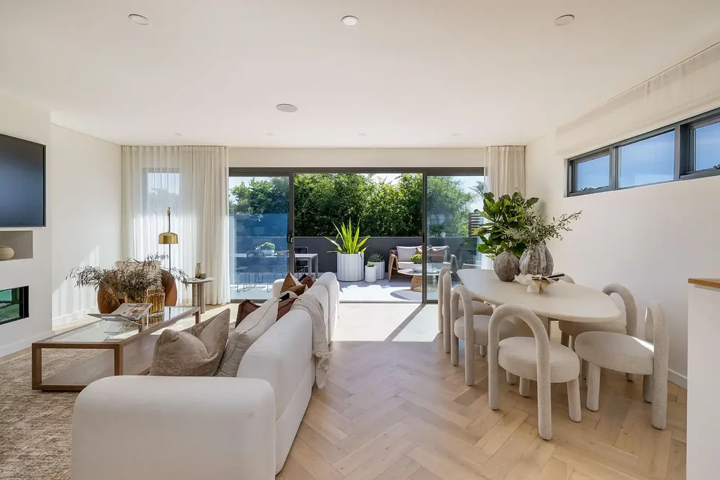 Lilyfield 4कमरा Contemporary freestanding residence of highest calibre