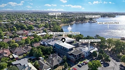 1C/18 Wendouree Parade, Lake Wendouree