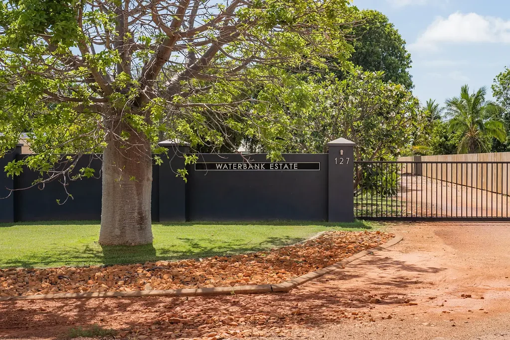 Waterbank 8Moenga WATERBANK ESTATE ... A COASTAL PARADISE FOR GENERATIONS TO COME.