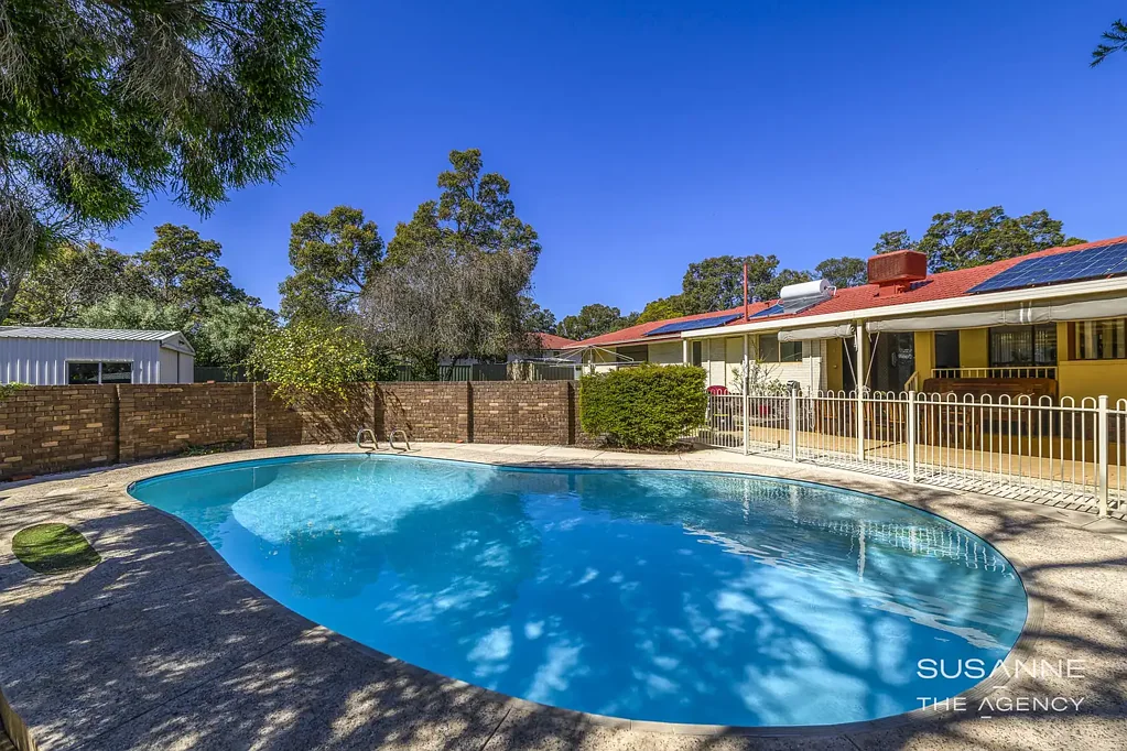 Lesmurdie 4Kwarto Relaxed Hills Living with Space to Enjoy