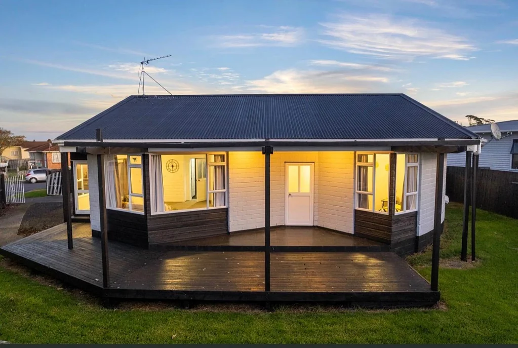 Manurewa 3ห้องนอน URGENT SALE! MOTIVATED VENDOR! Present Your Offer Today!