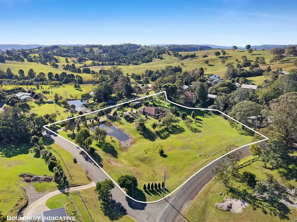 Beechmont 4房  3 Acre Family Home on Sun-Drenched Corner Block with Picturesque Park-Like Surrounds