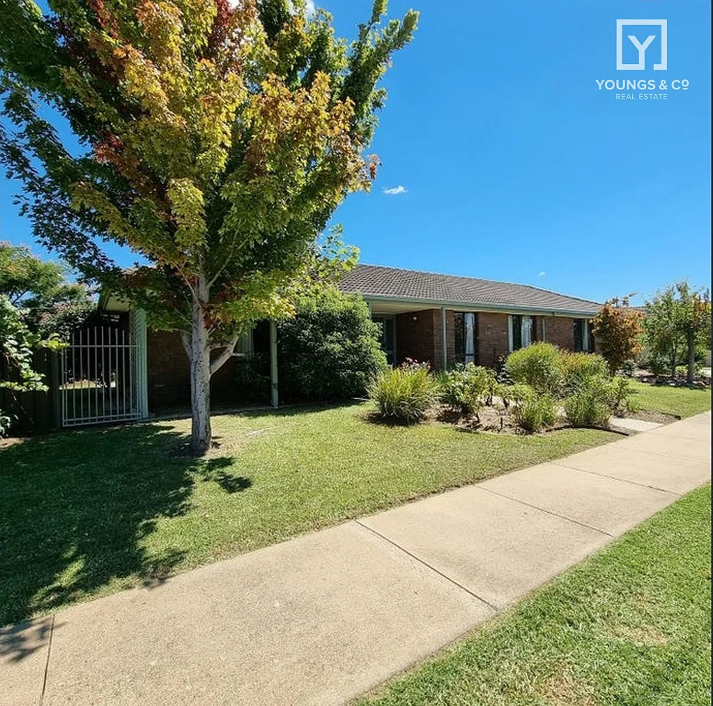 4 BEDROOM FAMILY HOME