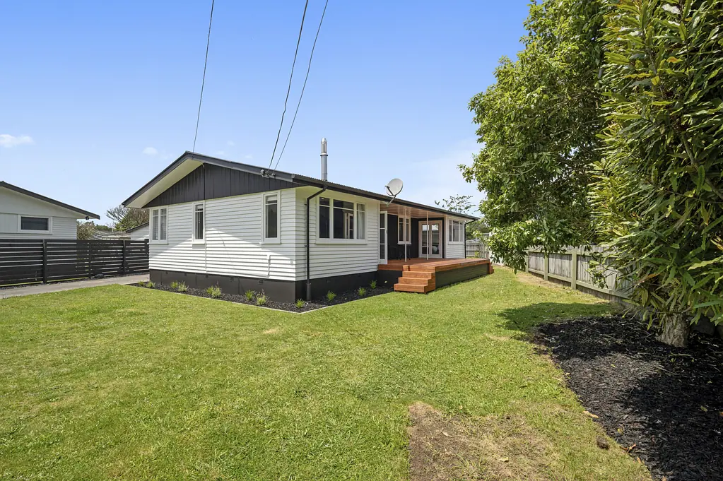 Utuhina 4房  Renovated. Refined. Ready.