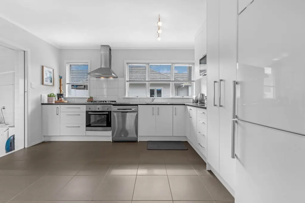 1/155 Gray Avenue, Papatoetoe, Manukau City, Auckland