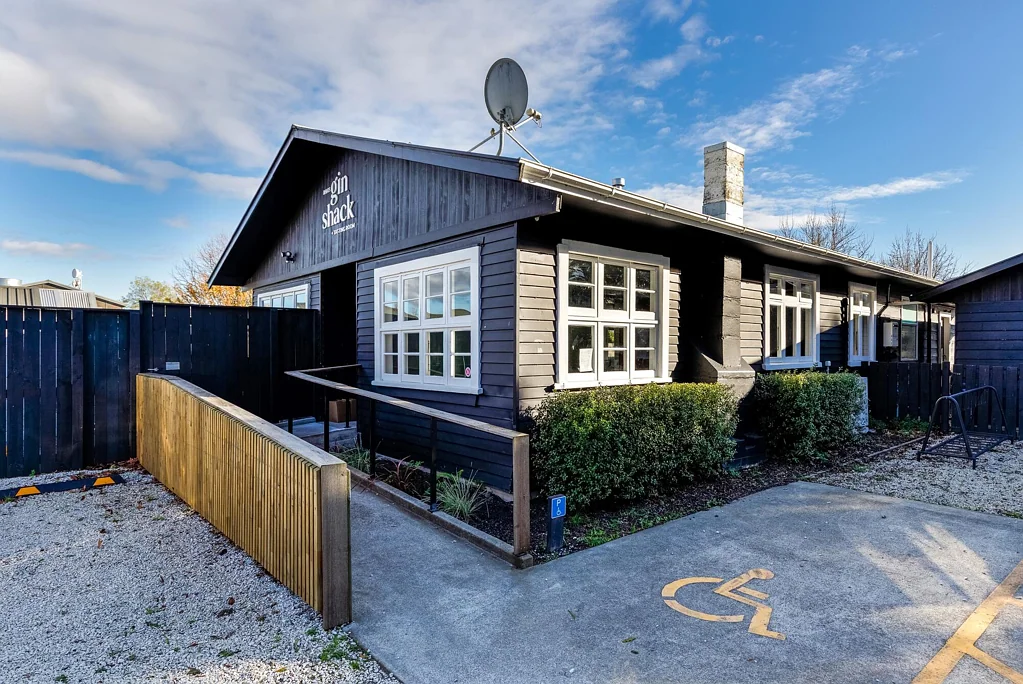 Rapaura A Rare Vines Village Opportunity
