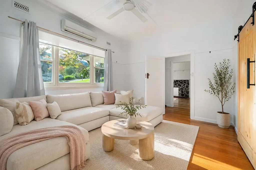 Warburton 3房  QUINTESSENTIAL WARBURTON COTTAGE + STUDIO/THIRD BEDROOM