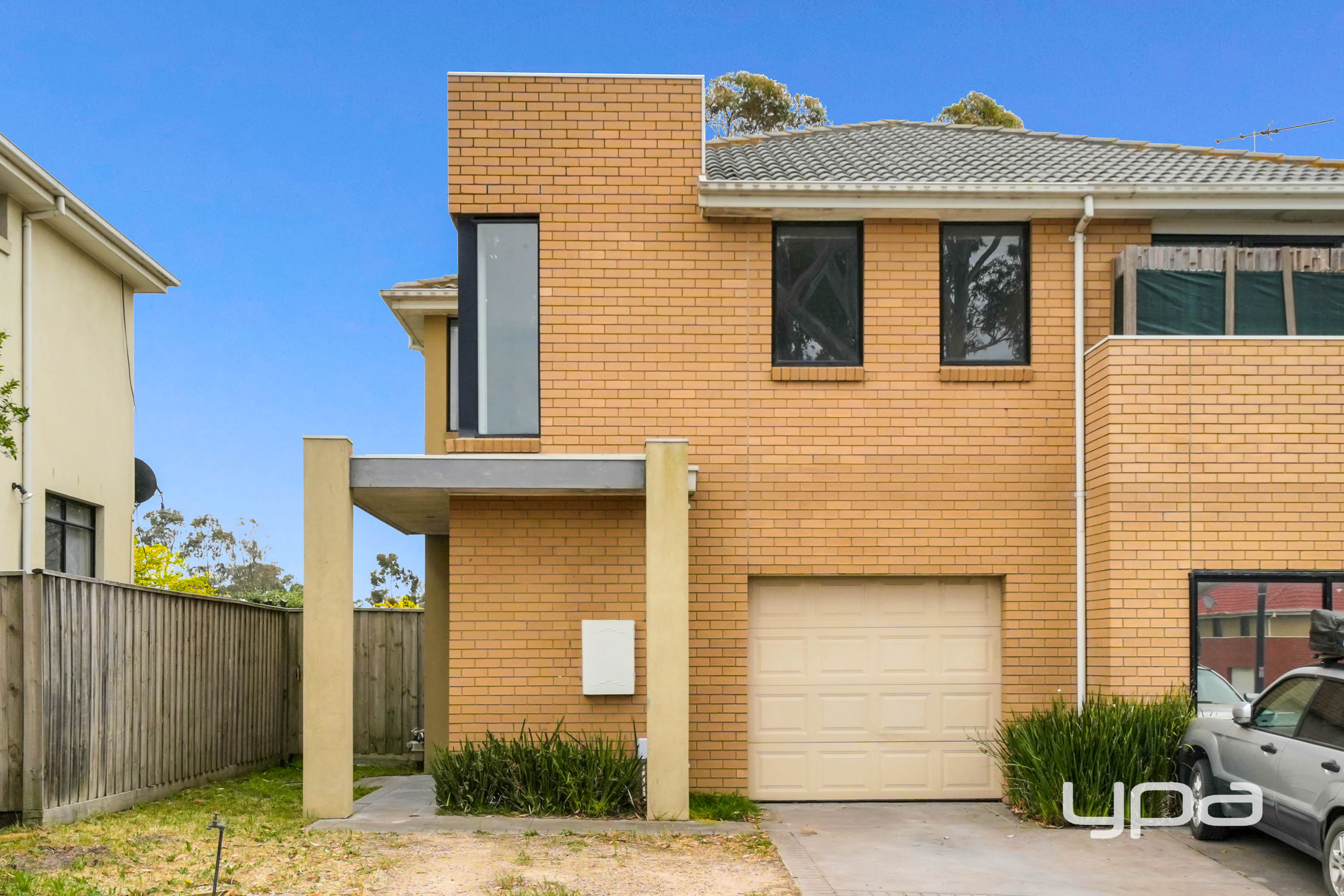 19 CRESTVIEW CL, ROXBURGH PARK VIC 3064, 0 chambres, 0 salles de bain, House