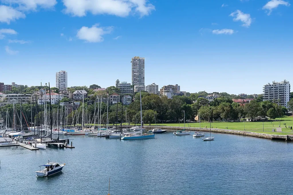 Waterfront Living with Stunning Harbour Views