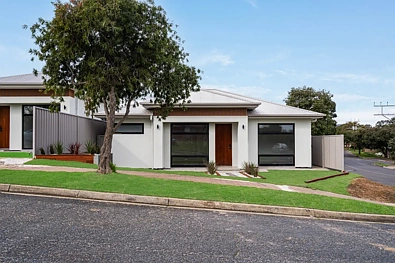 Hope Valley 3 Bedroom Coastal-Inspired New Build On The Edge of Adelaide's North Eastern Hills