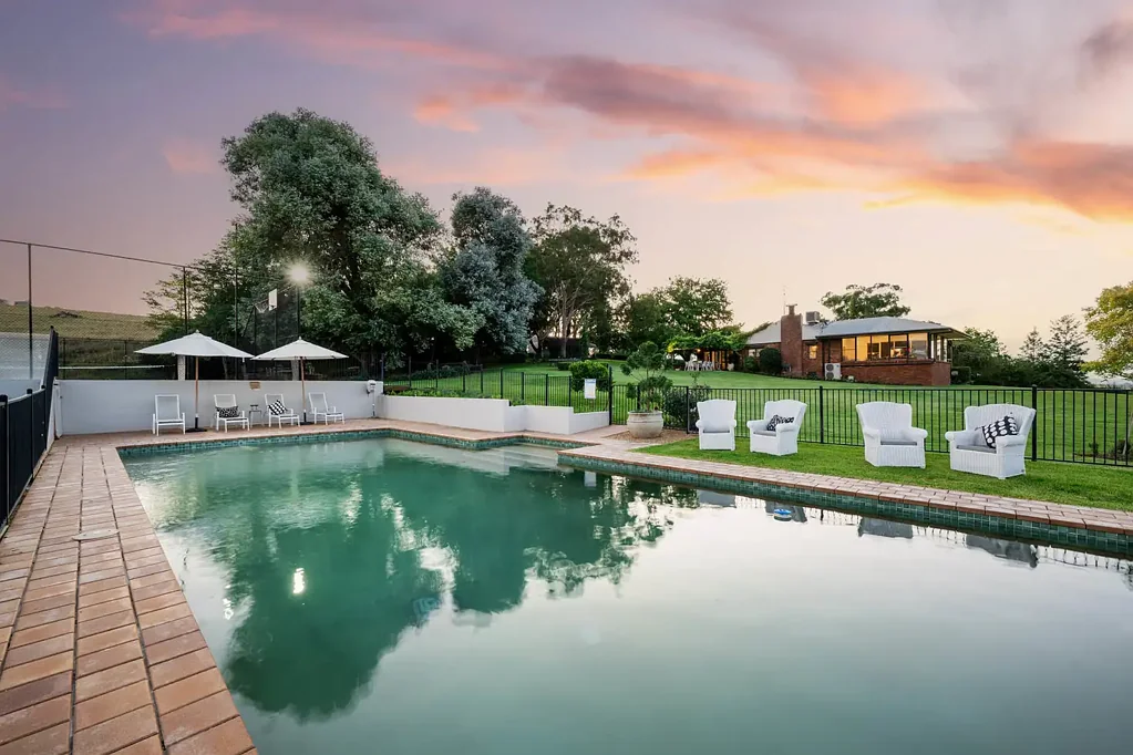 Mudgee  LUXURY RURAL LIVING BACKED BY A PROFITIABLE ACCOMMODATION VENTURE