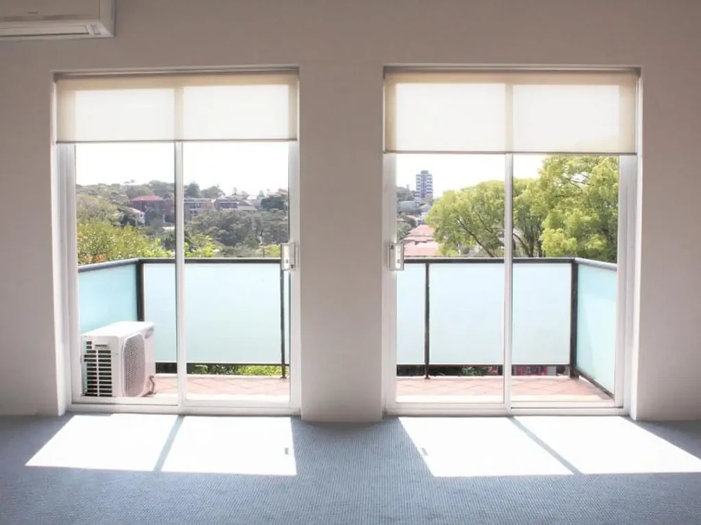 THE ESSENCE OF BRONTE COASTAL LIVING AND CONVENIENCE