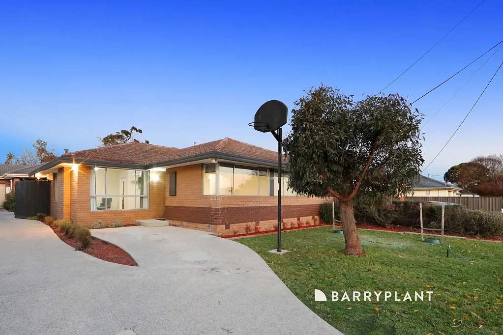1/52 Frudal Crescent, Knoxfield, VIC 3180