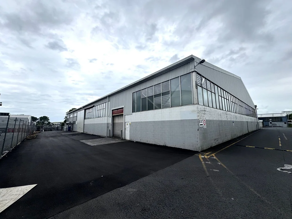 East Tamaki 2,237sqm Affordable Industrial | Short Term Options