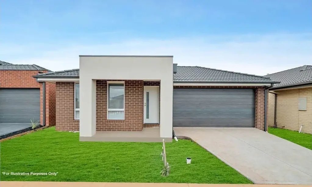 Family Living in the Heart of Thornhill Park!