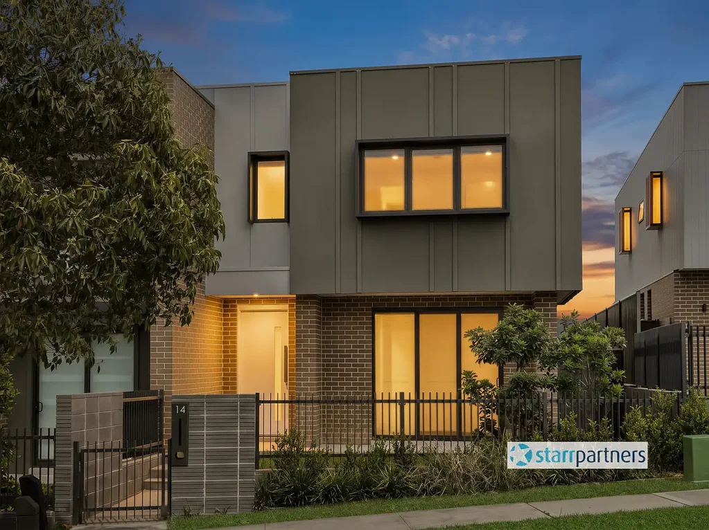 Leppington 3房 黄金地段的优越生活 "Elevated Living in a Prime Location"