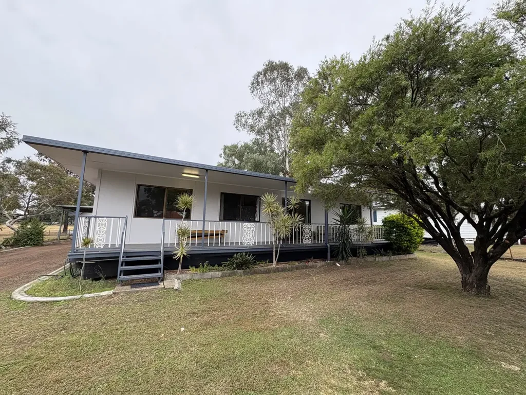52 Arthur Street, Dalby, QLD 4405